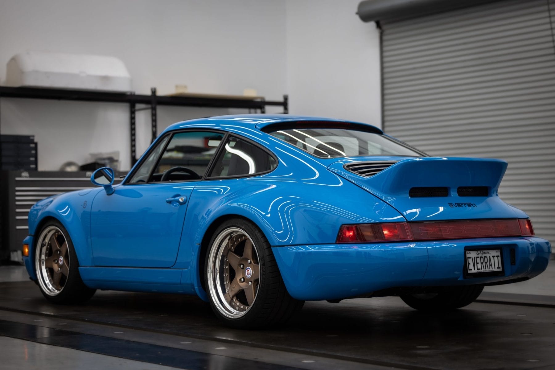 Everrati Porsche 911 946 conversion 