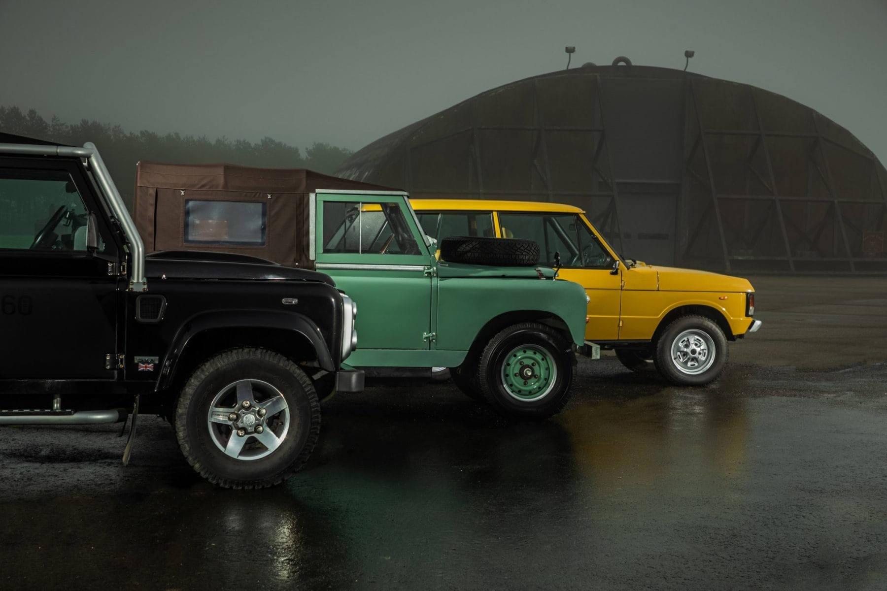 2022 Everrati - electric Land Rover and Range Rover 1