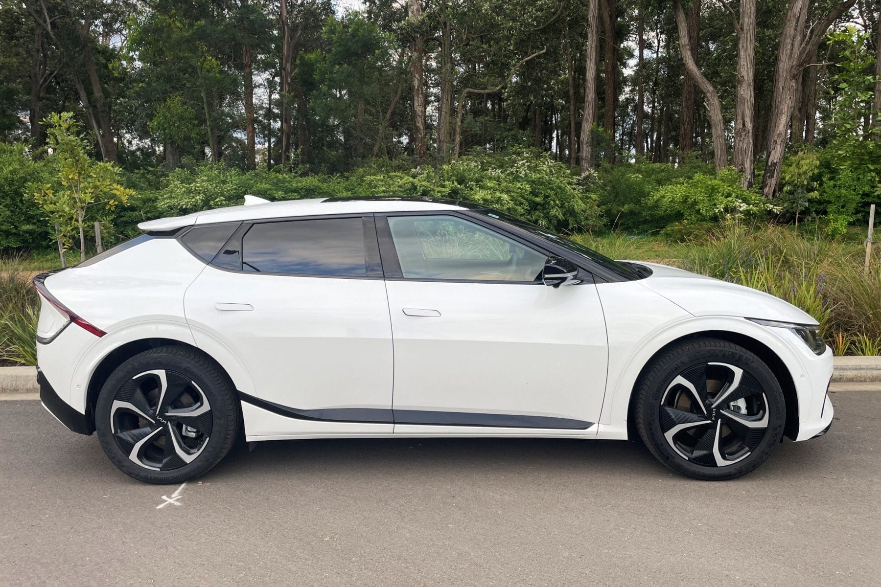 2022 Kia EV6 GT Line AWD 2022 profile