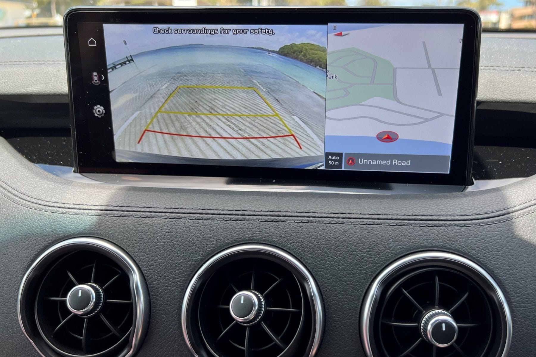 2022 Kia Stinger 330S rear view camera