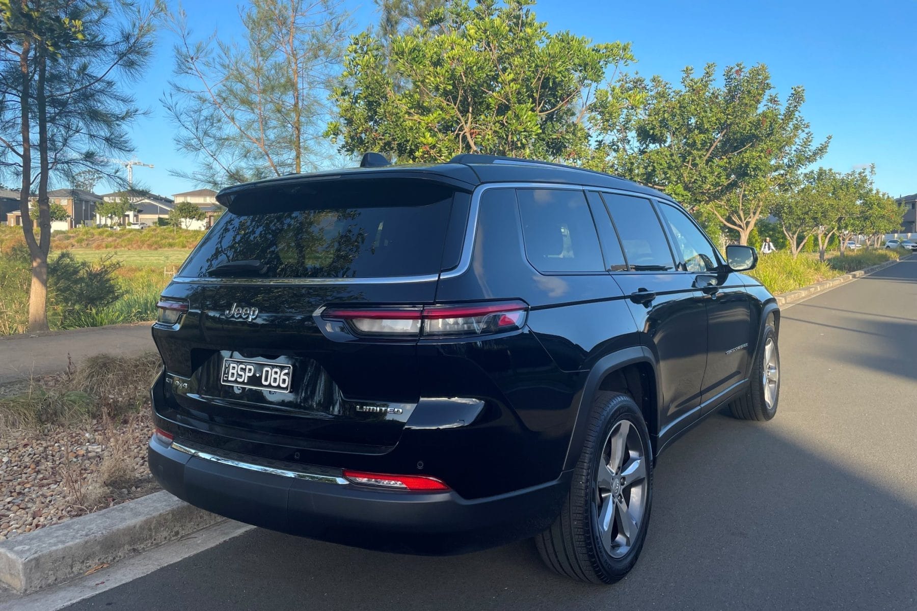 2023 Jeep Grand Cherokee rear quarter