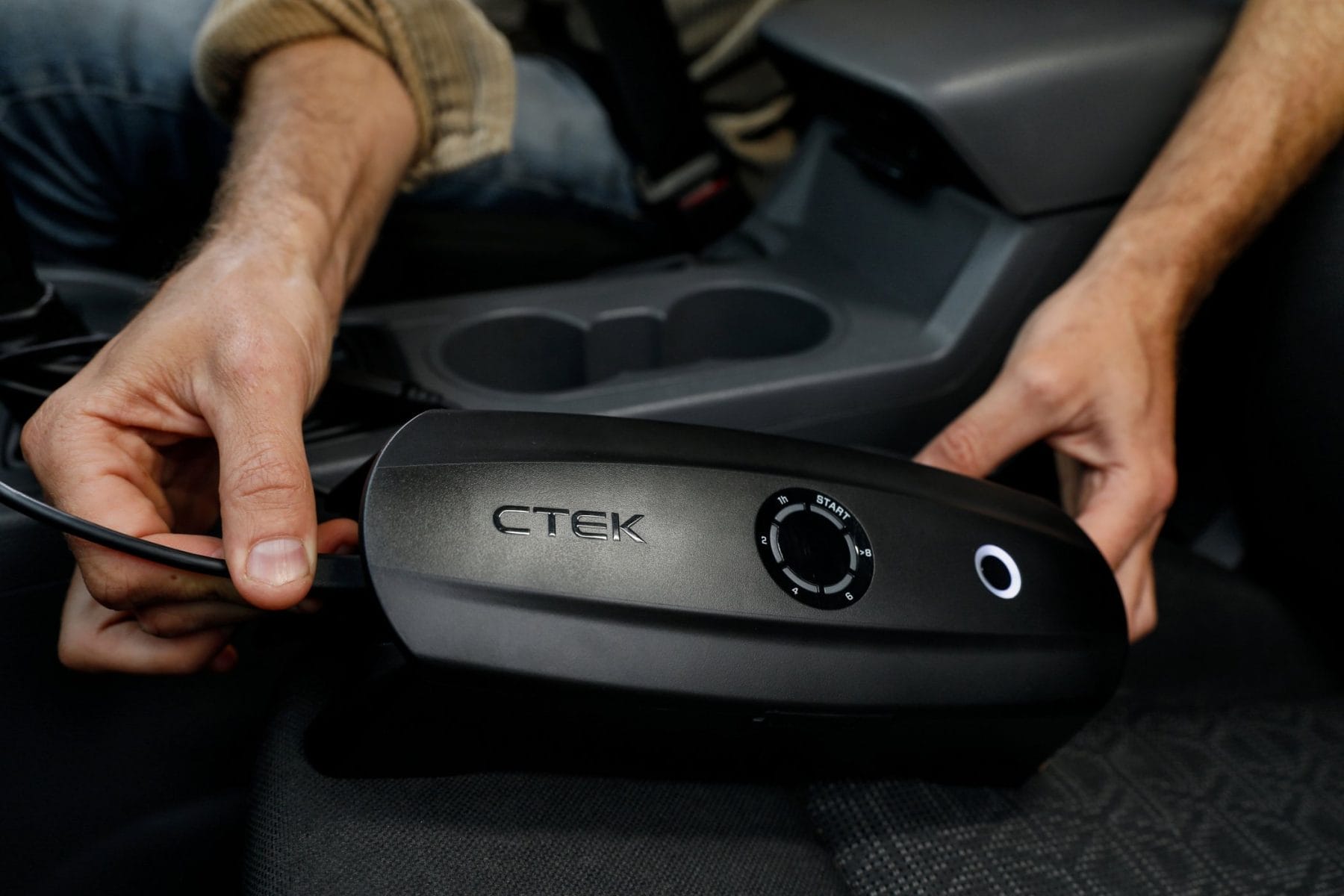 CTEK CS Free inuse 1