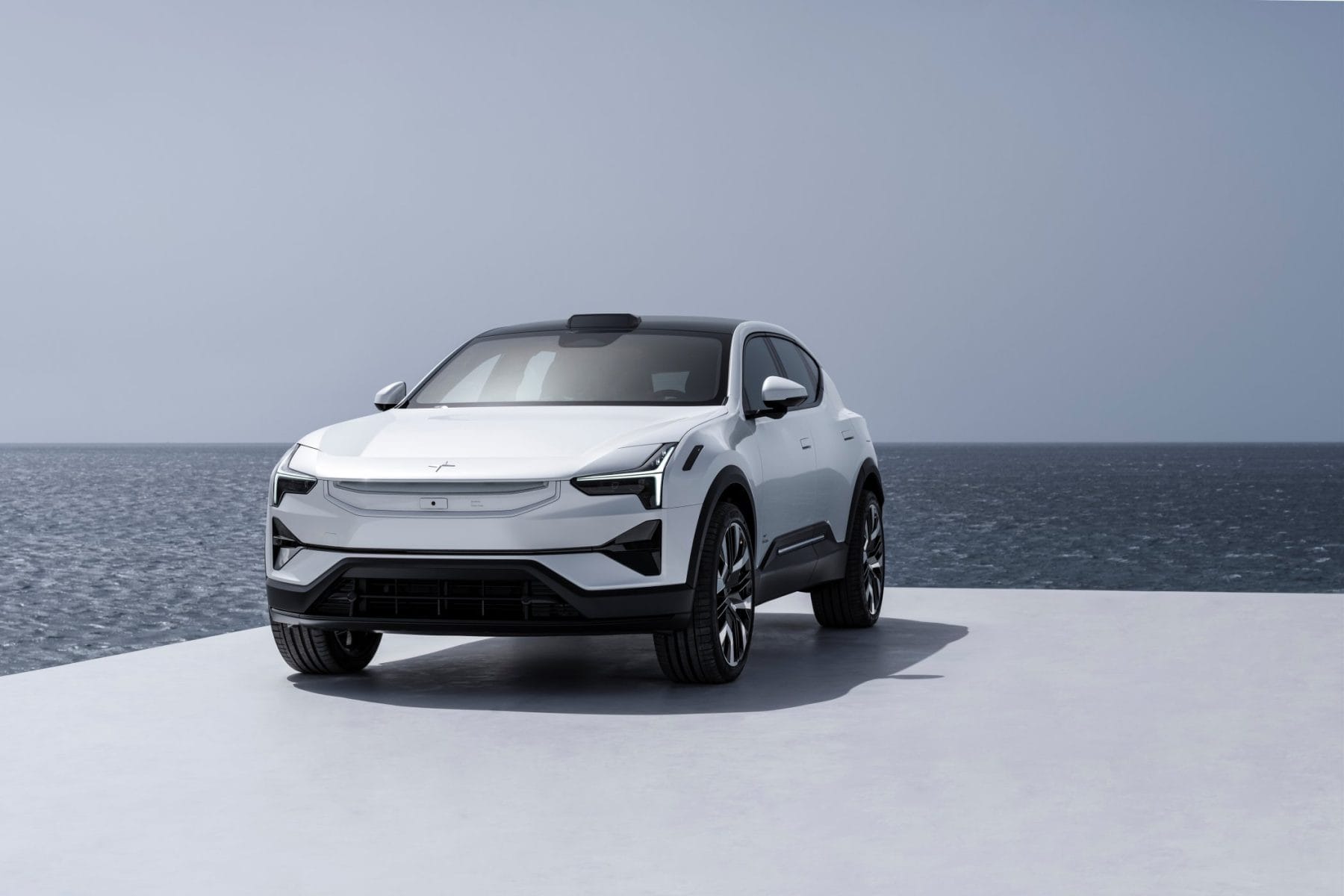 Polestar 3 C )Zinc Nappa Black Ash Performance Pack