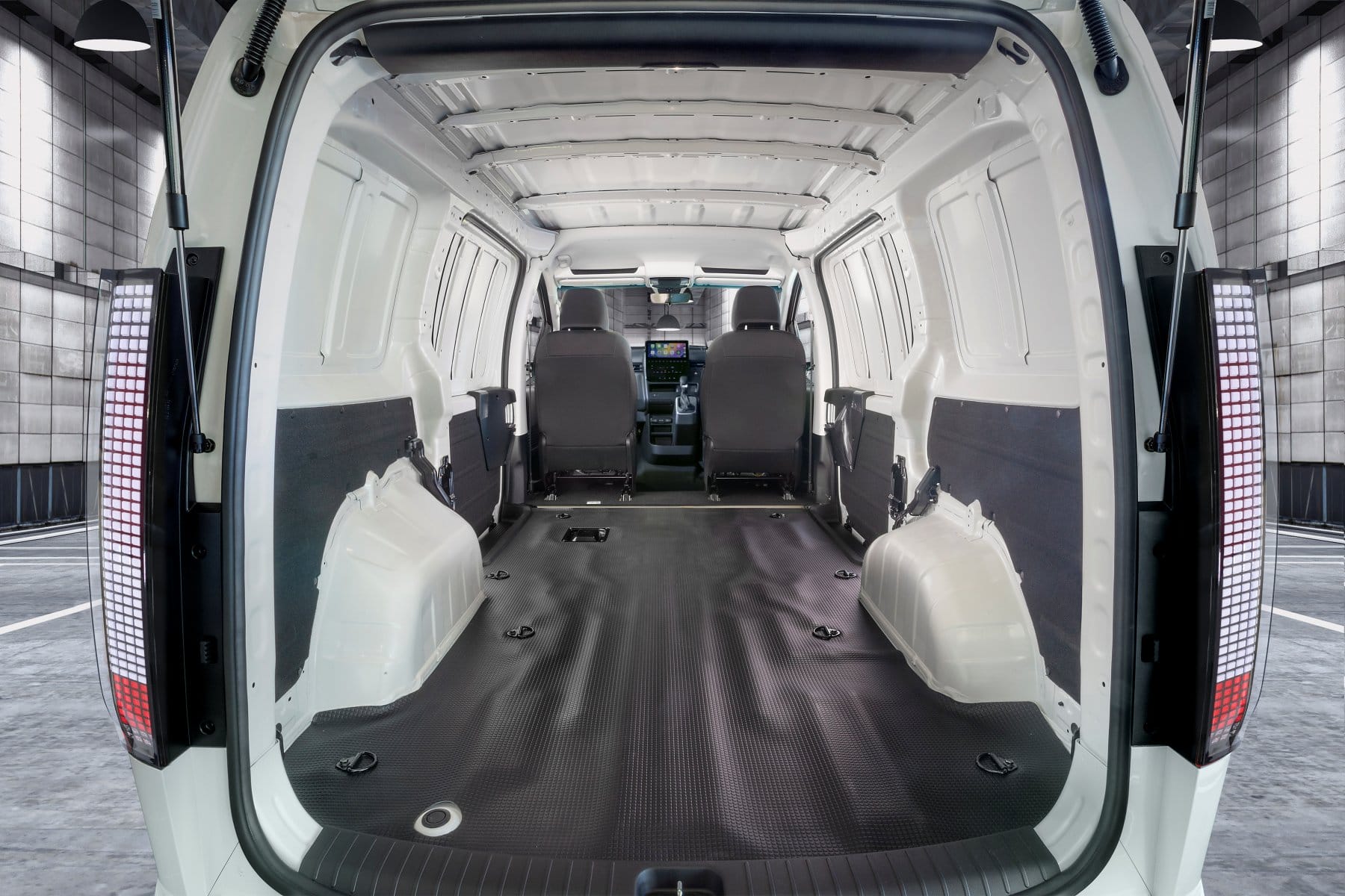 2023 Hyundai STARIA-LOAD Premium cargo area 5