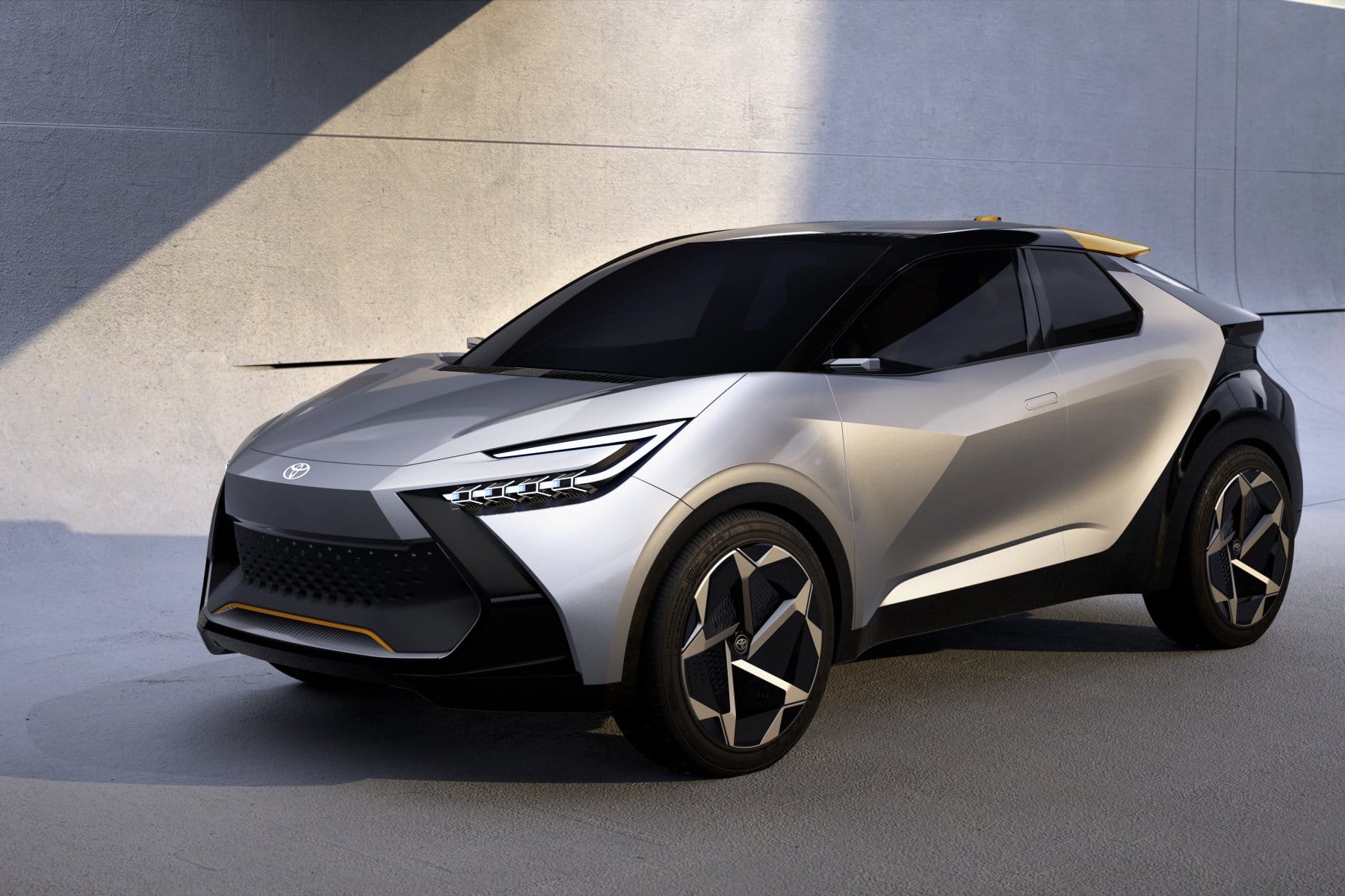 2024 Toyota C-HR Hybrid concept 2