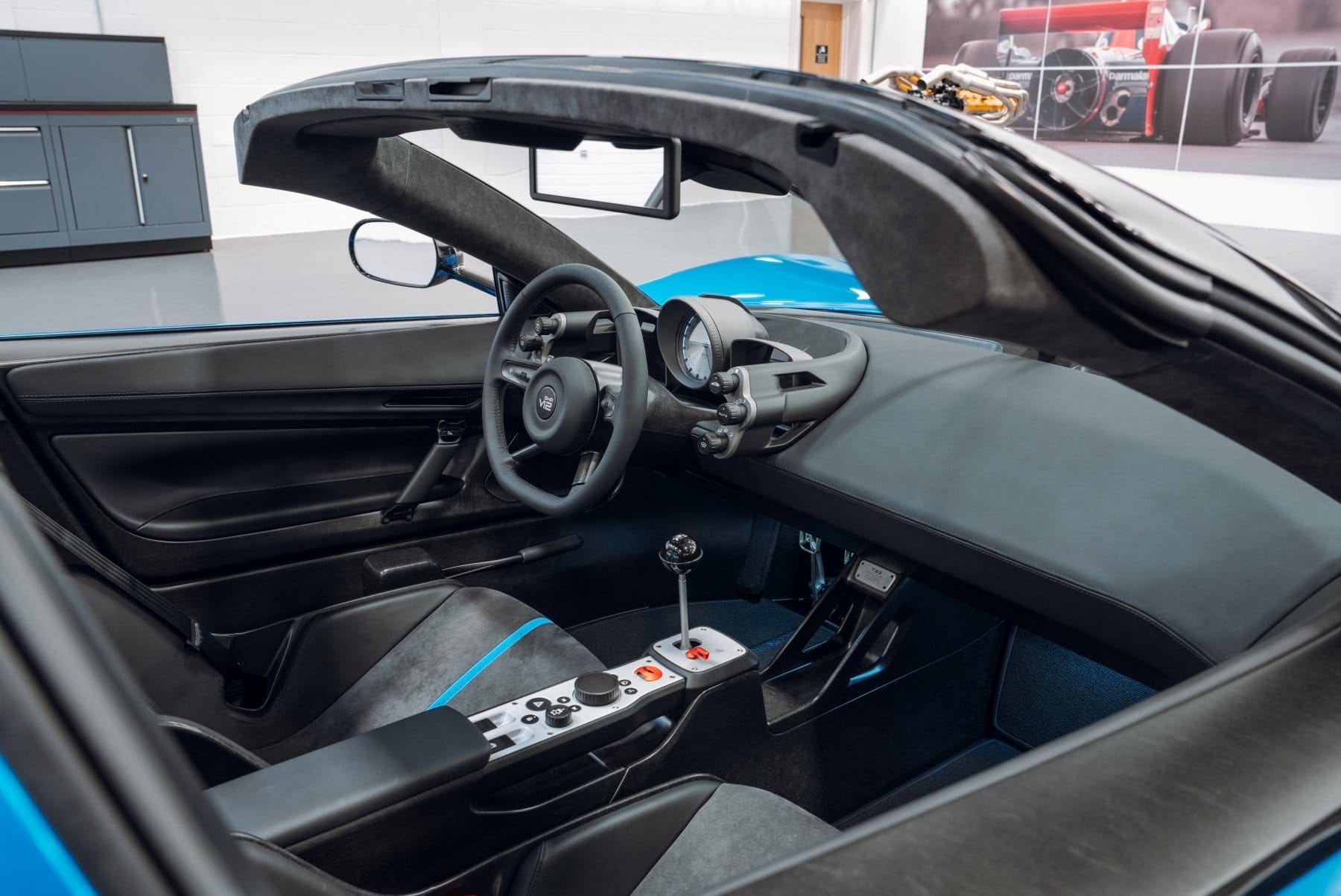 GMA T.33 SPIDER LAUNCH Interior