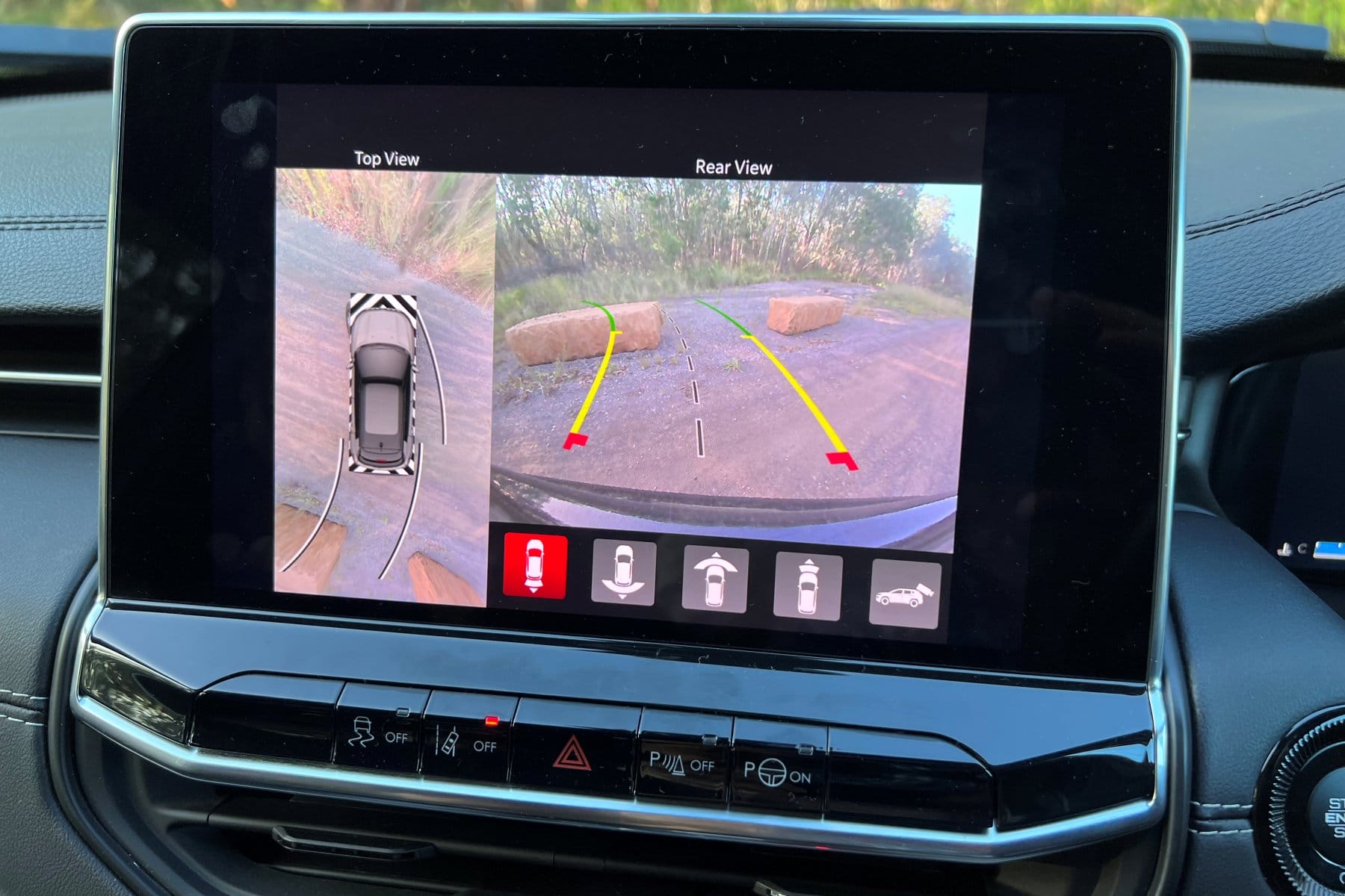 Jeep Compass S Limited 4WD SUV 2023 reverse camera