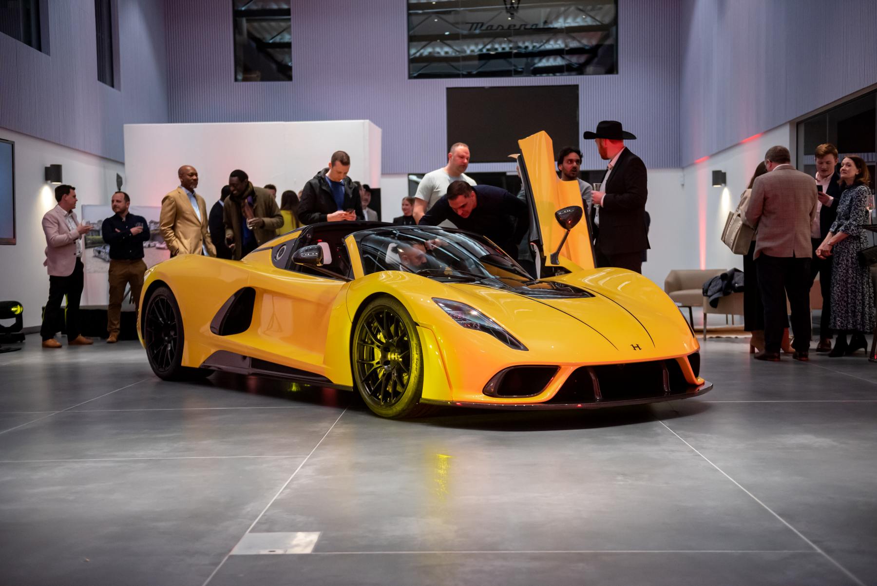 Hennessey Venom F5 Roadster 1