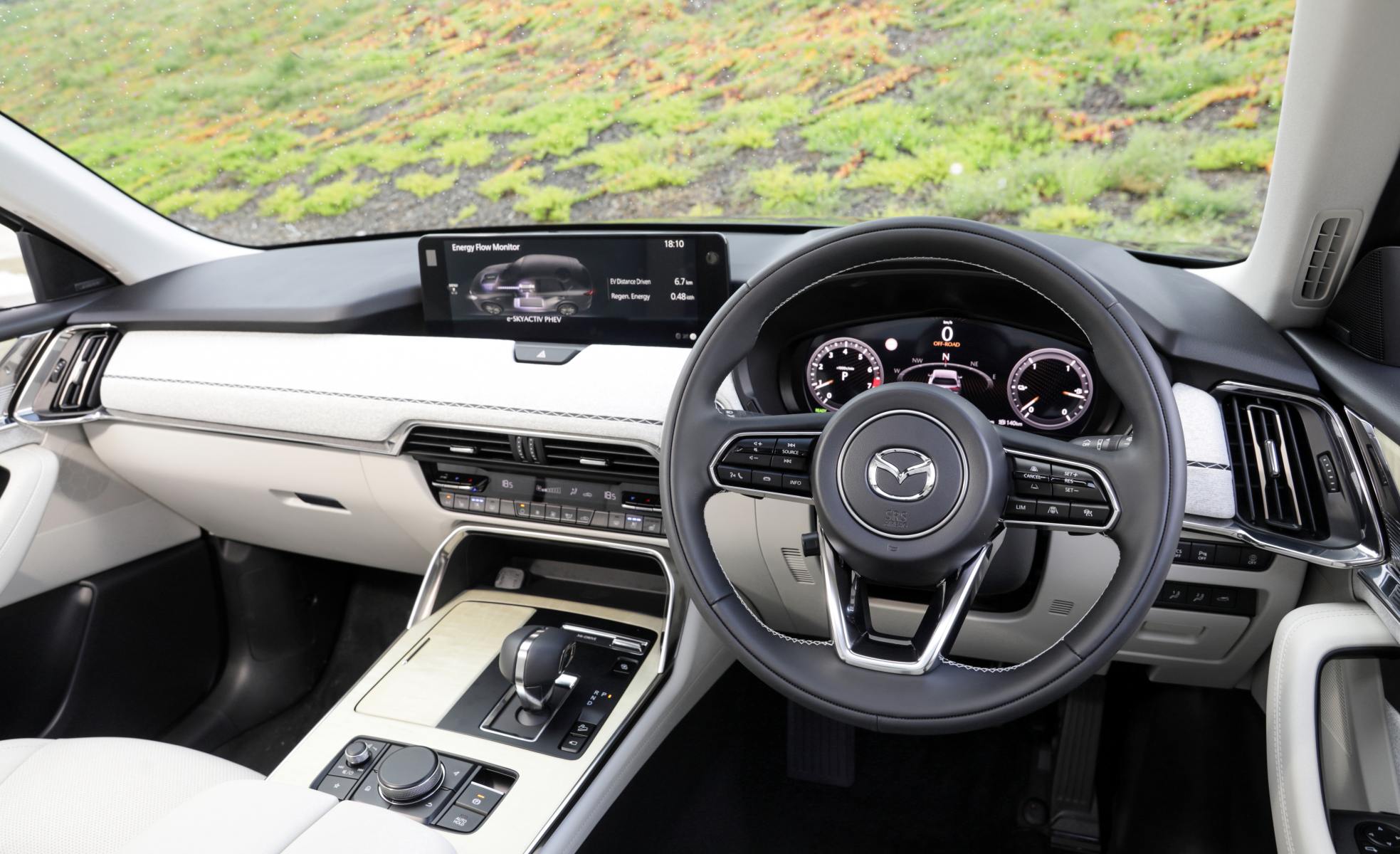 2023 Mazda CX-60 interior front