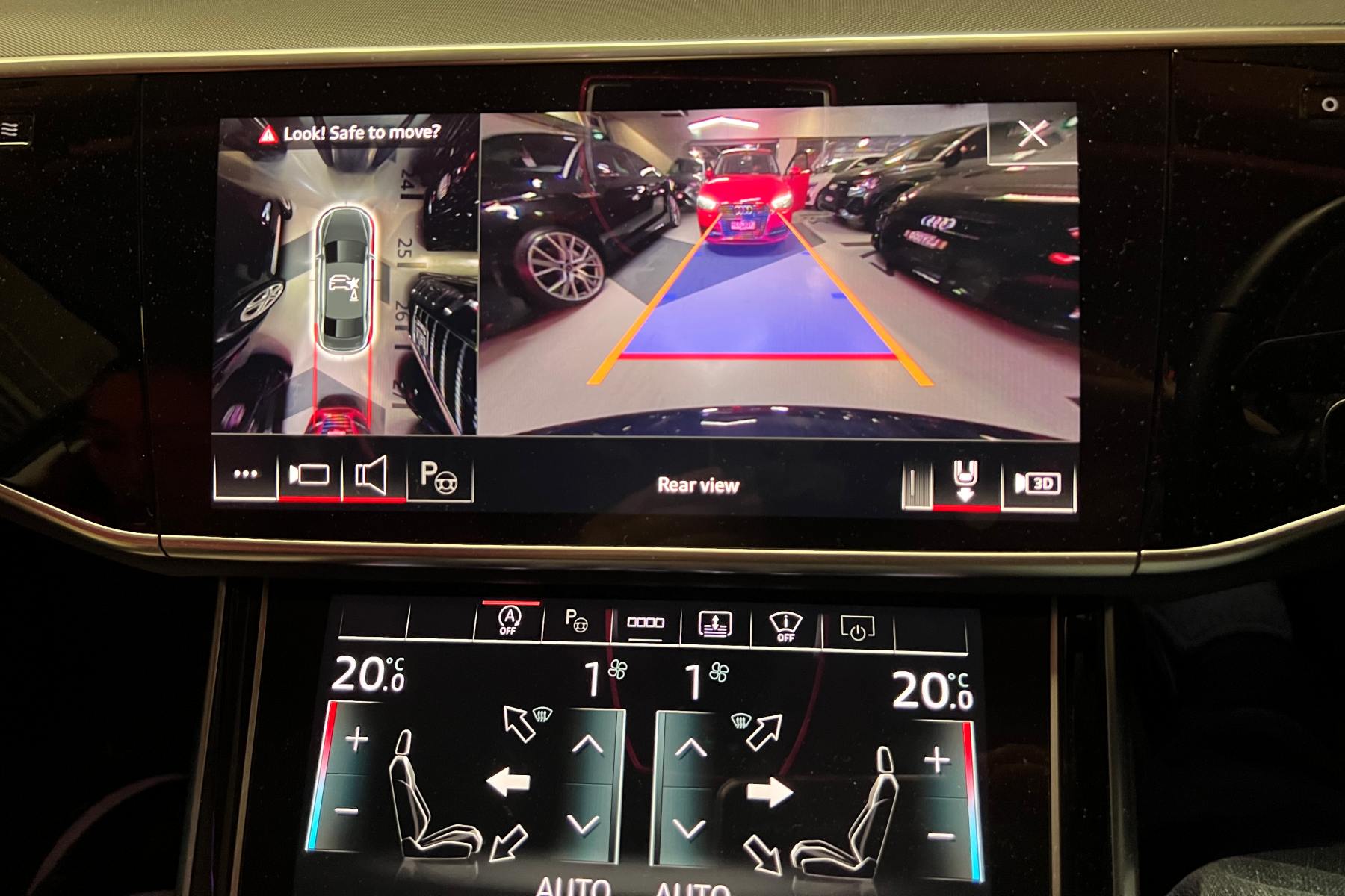 Audi A8 50 TDI Quattro 2023 reverse camera