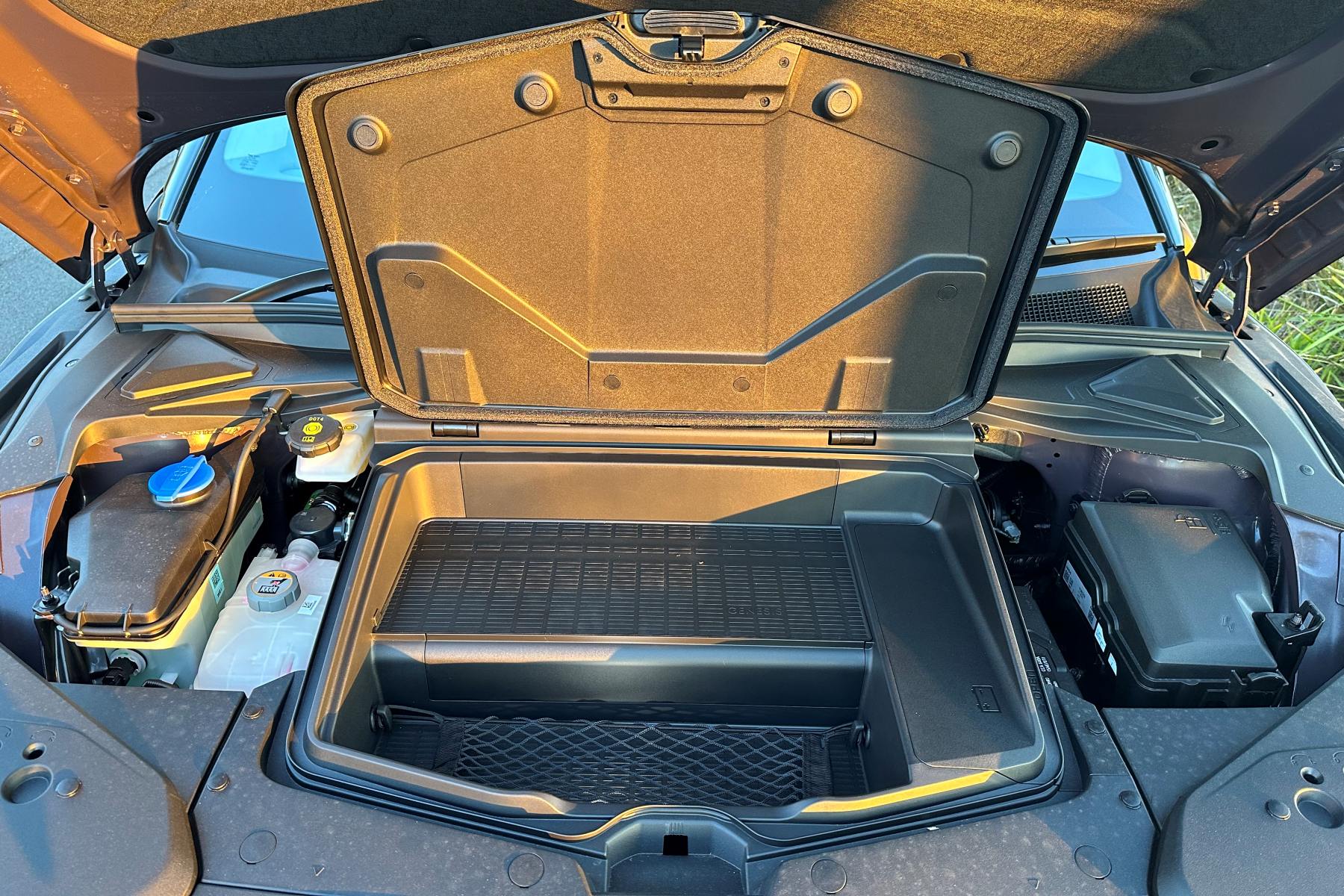 Genesis GV60 EV 2023 front storage area 3