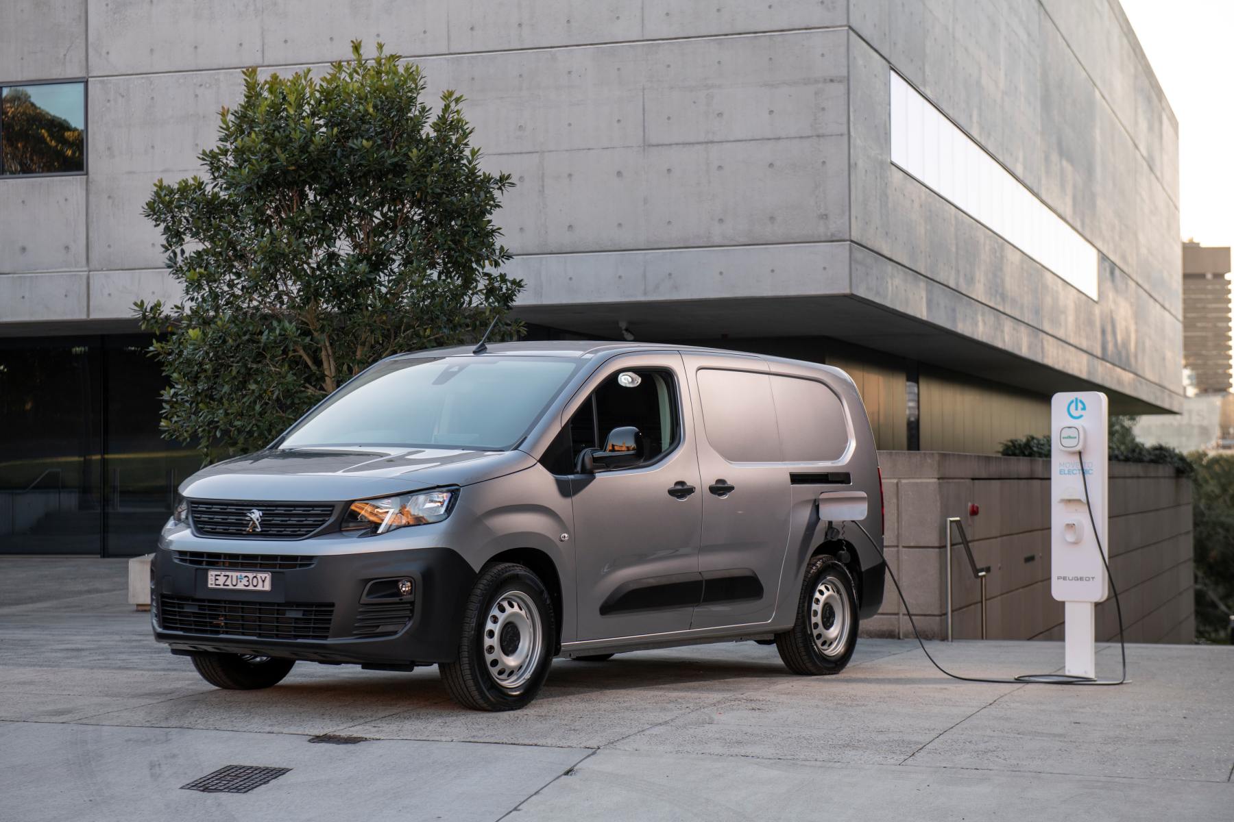 Peugeot e-Partner delivery van charging 2