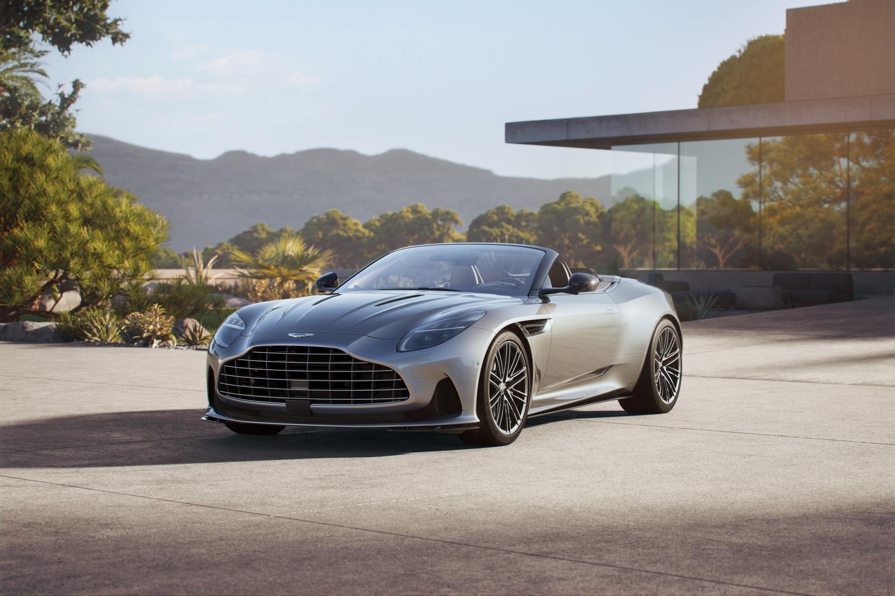 Aston Martin DB12 Volante web 2