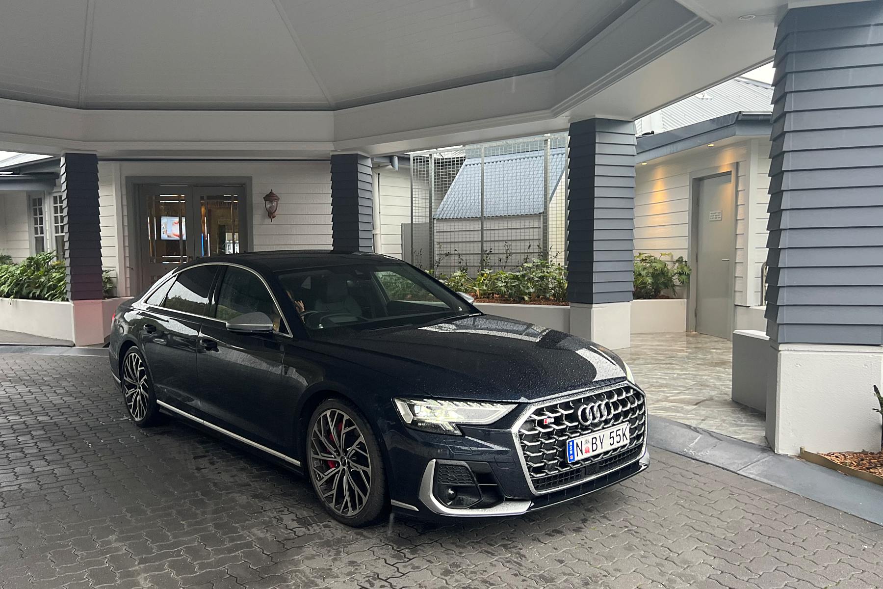 Audi S8 Quattro 2023 front grill 3