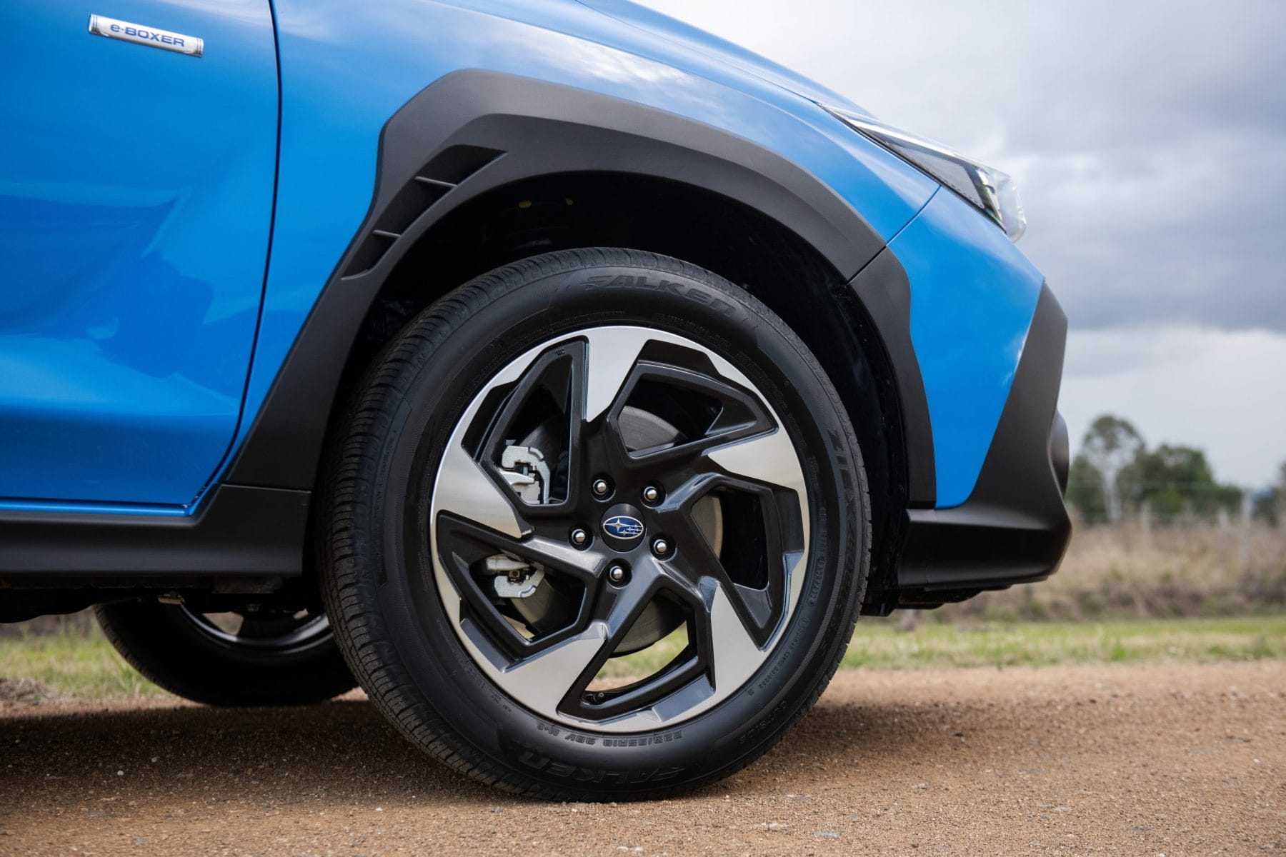 Subaru Crosstrek AWD Hybrid S wheels and tyres