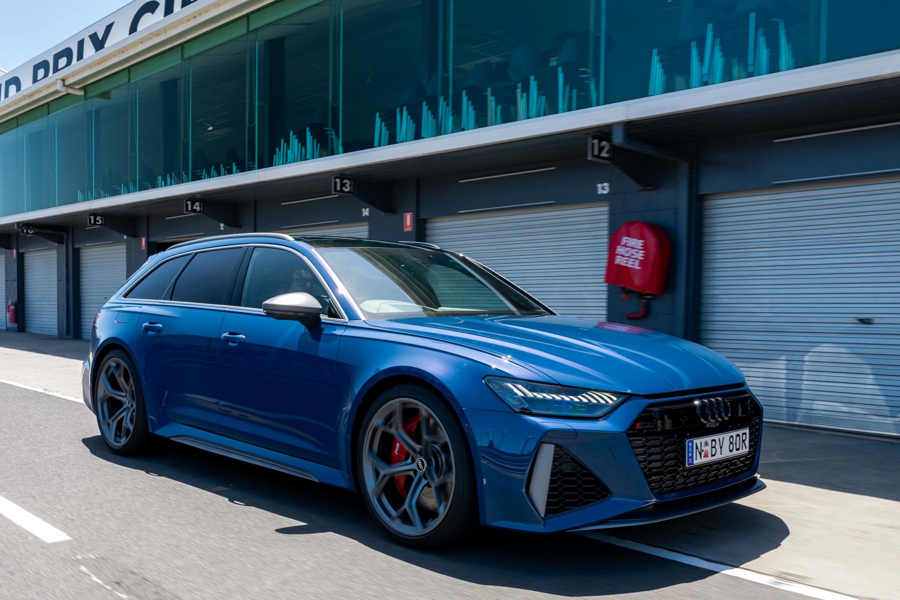2024 Audi RS 6 Avant Quattro Performance 6