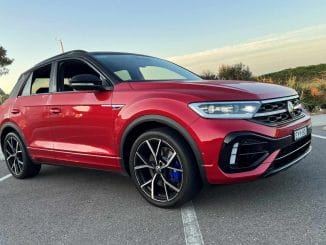 VW T-Roc R front quarter 3