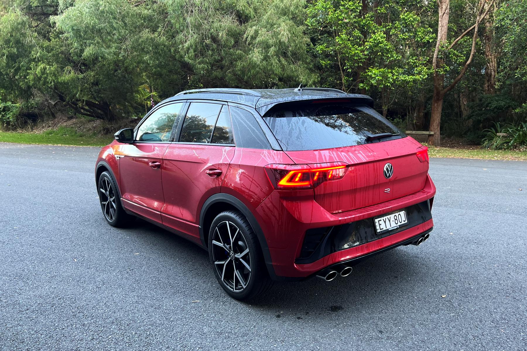 VW T-Roc R rear quarter 1