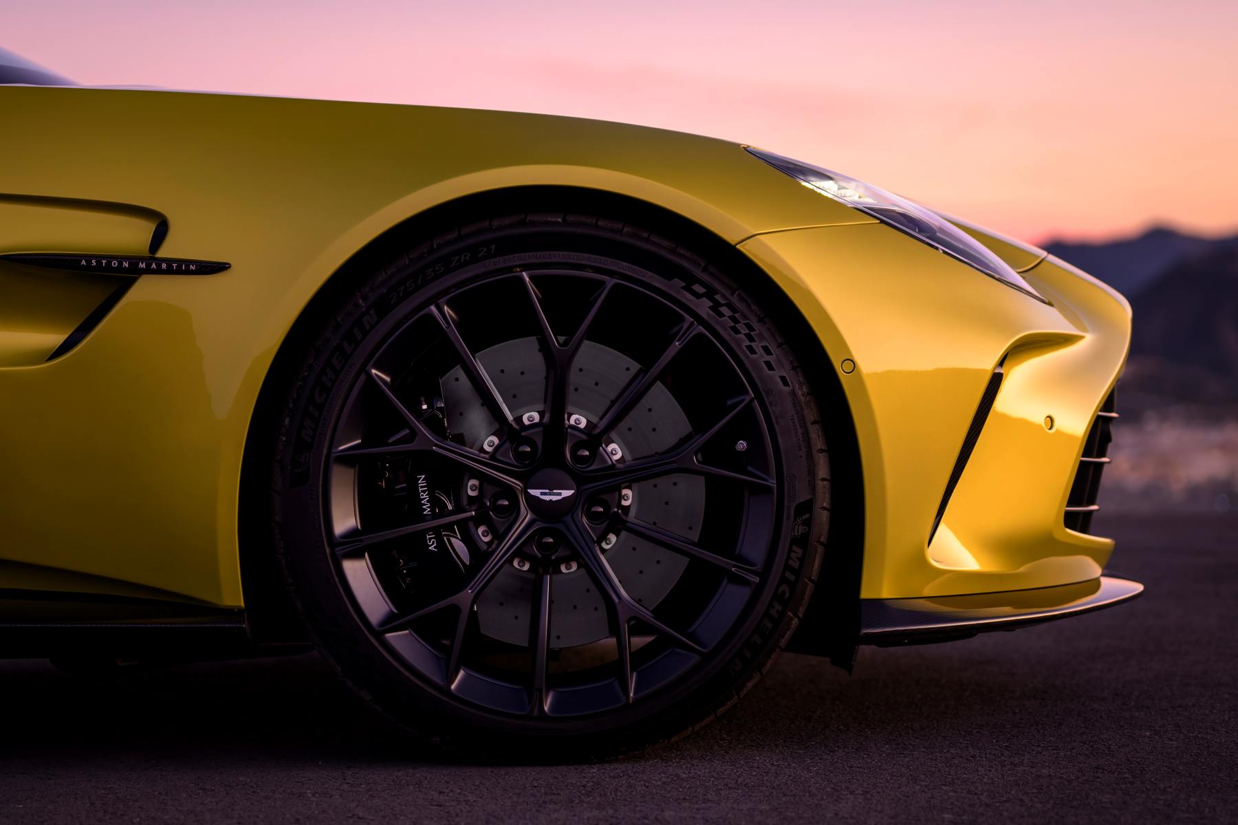 Aston Martin Vantage front wheel and tyre