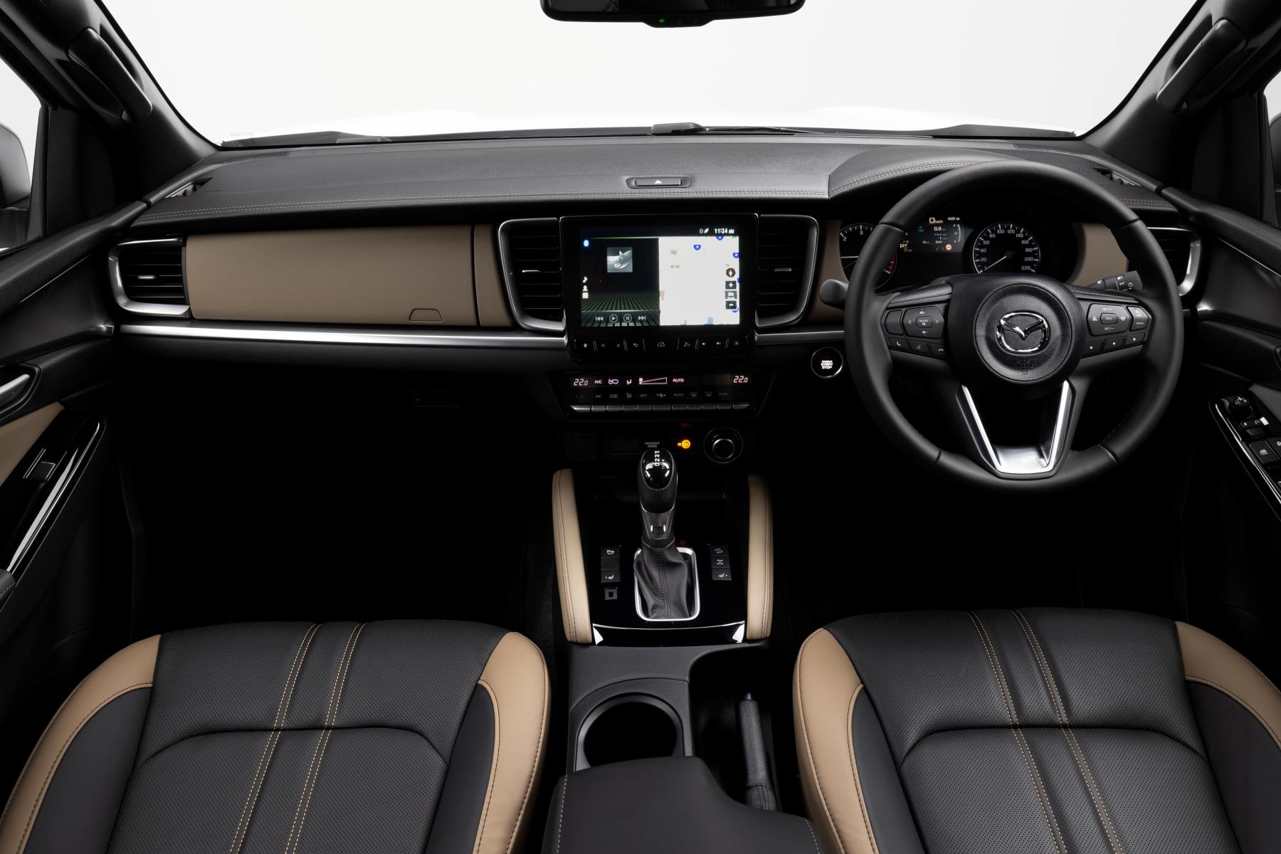 Mazda BT-50 SP front interior 2