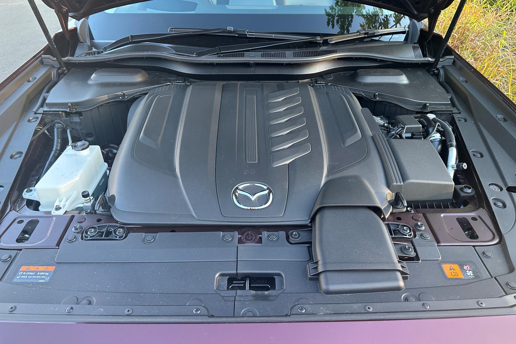 Mazda CX-90 GT engine 1