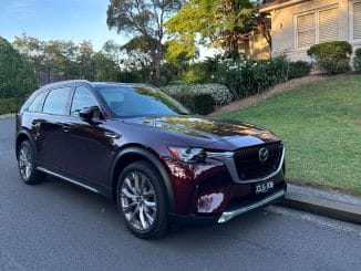 Mazda CX-90 GT front quarter 1