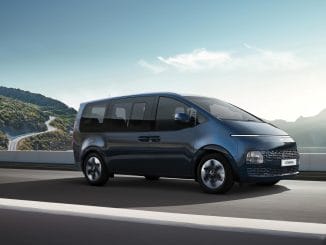 2025 Hyundai Staria 1