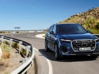 2024 Audi Q7 overseas model driving 1