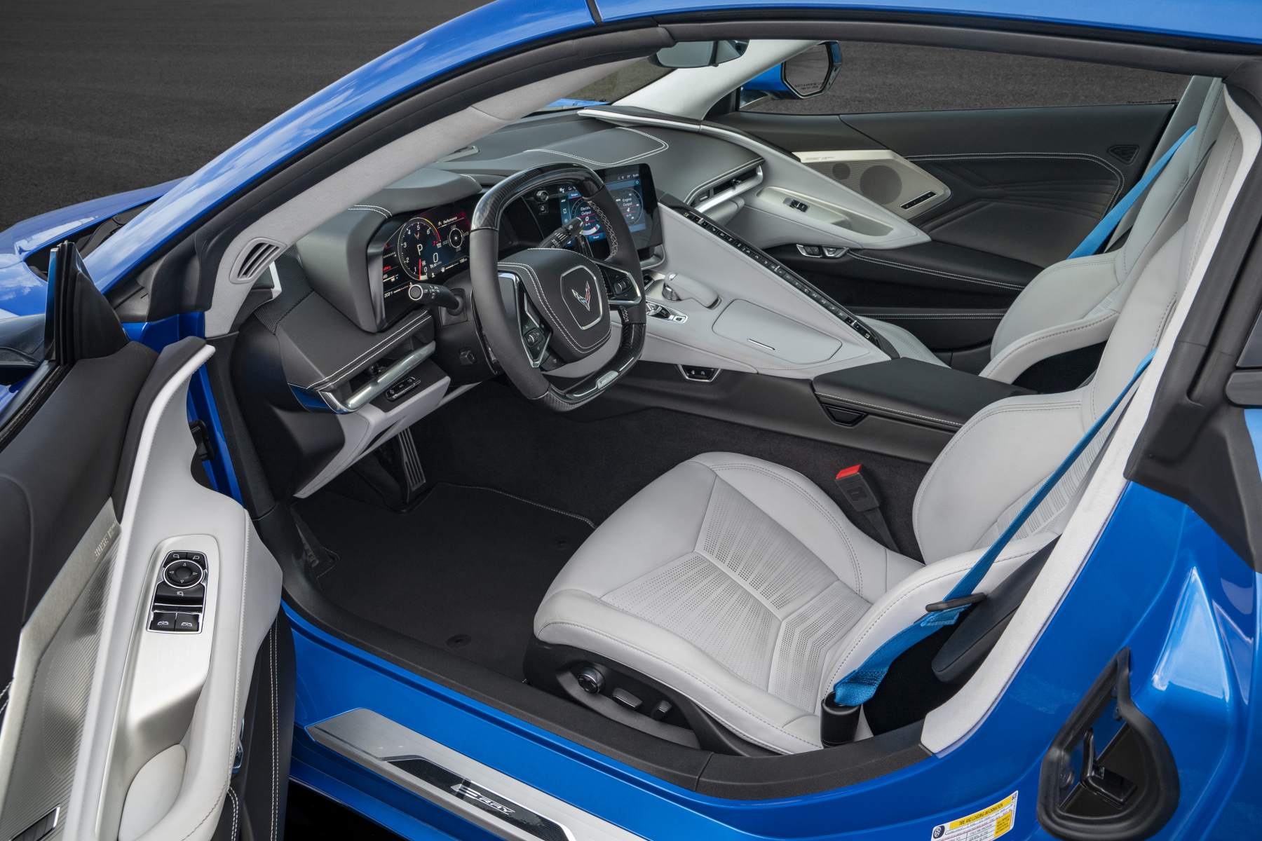 2024 Chevrolet Corvette e-ray-3lz front interior