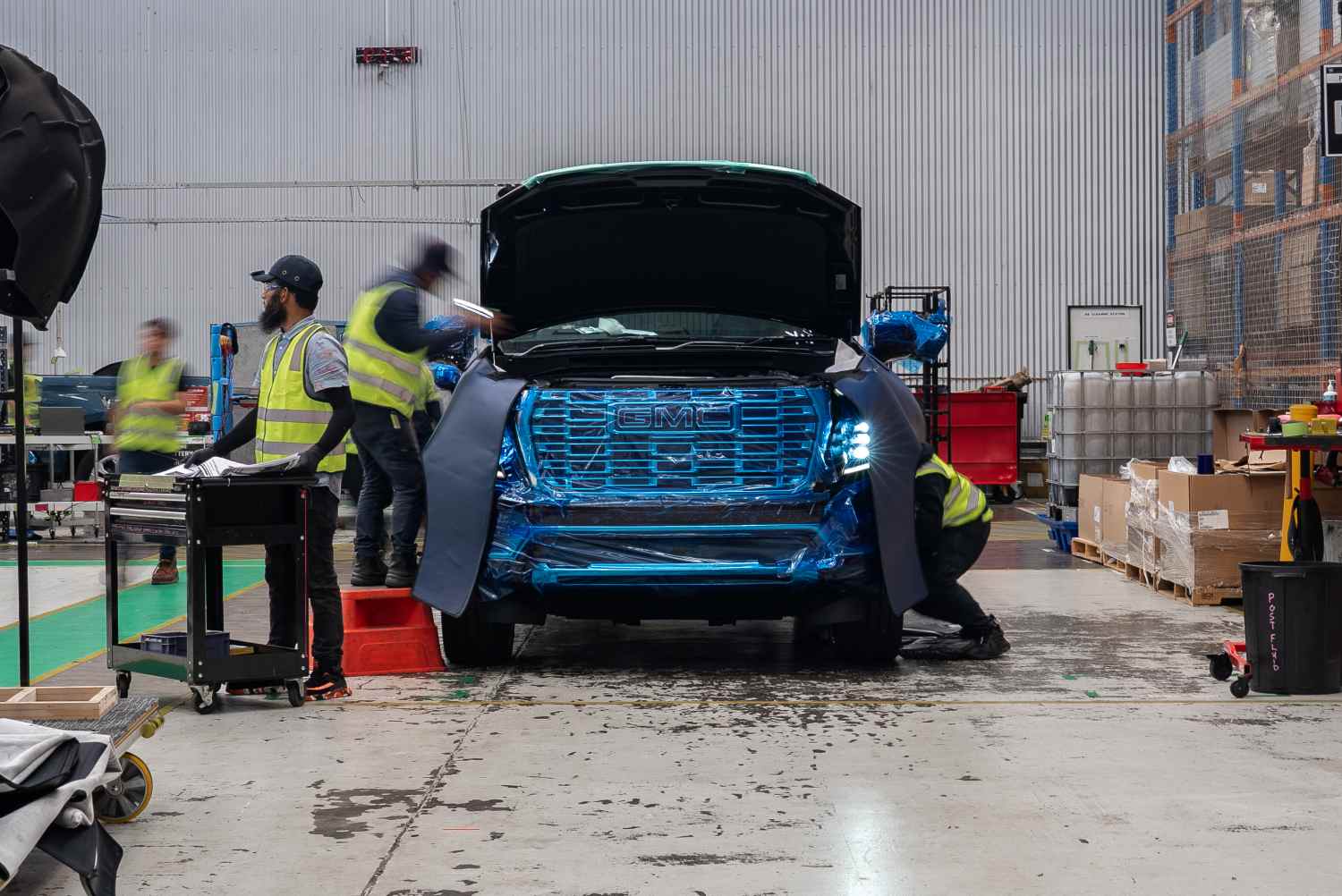 GMC-Yukon-Denali-arrives-down-under-02