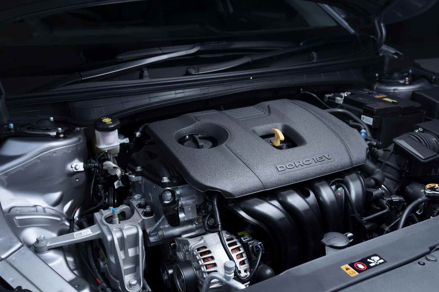 Kia K4 front engine 1