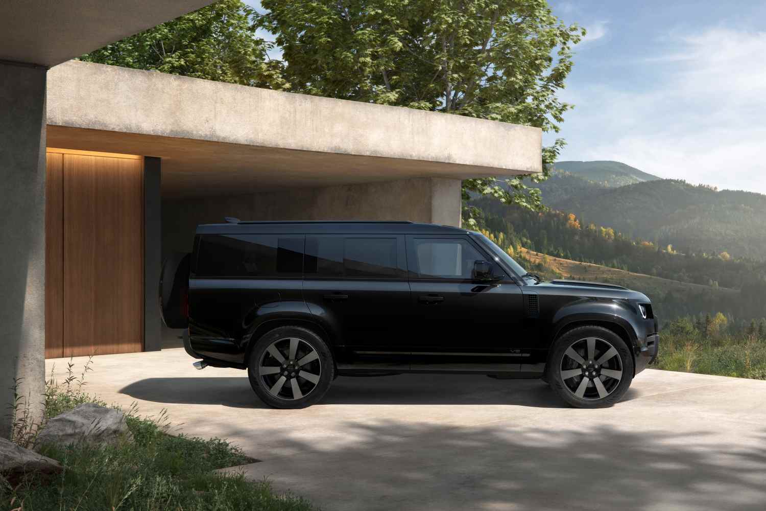 LR DEF_130_26MY_EXTERIOR