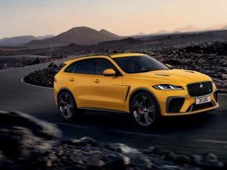 1_JAGUAR F-PACE SVR 575 ULTIMATE EDITION_SORRENTO_YELLOW_16X9