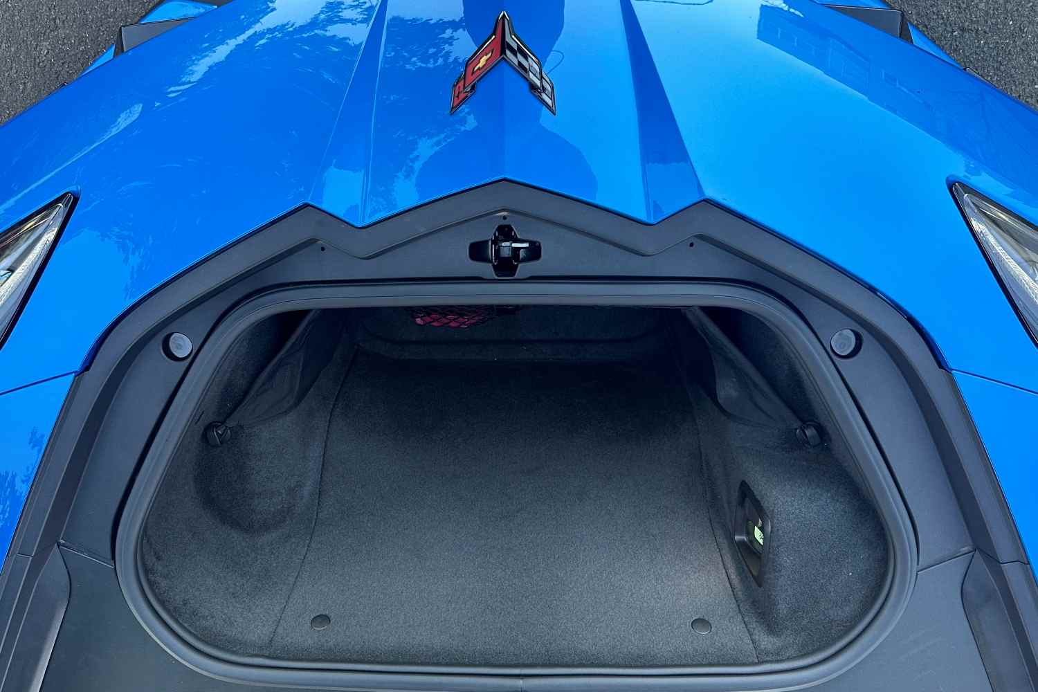 Corvette Stingray front storage 1